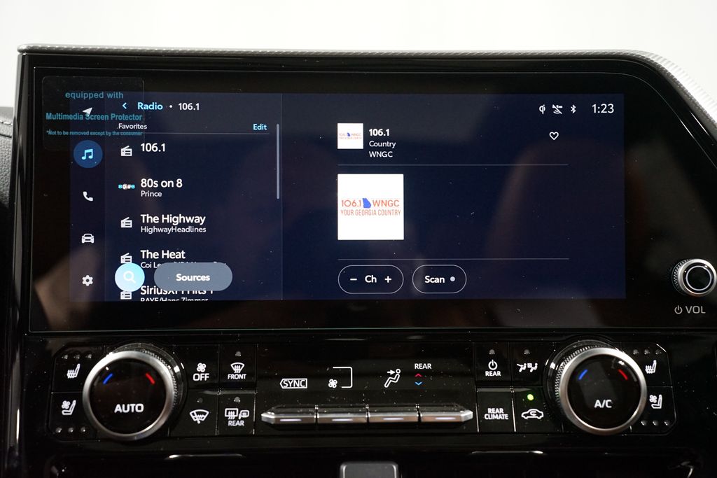 Thumbnail: 2026 Toyota Highlander - 19