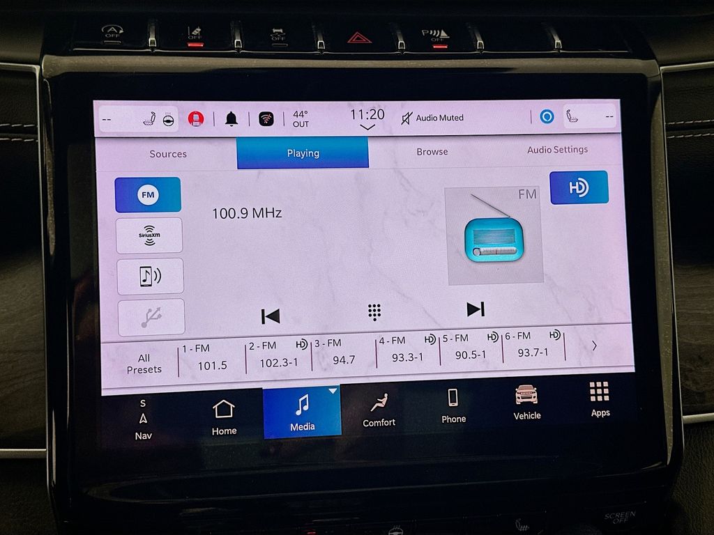 Thumbnail: 2022 Jeep Grand Cherokee L - 14