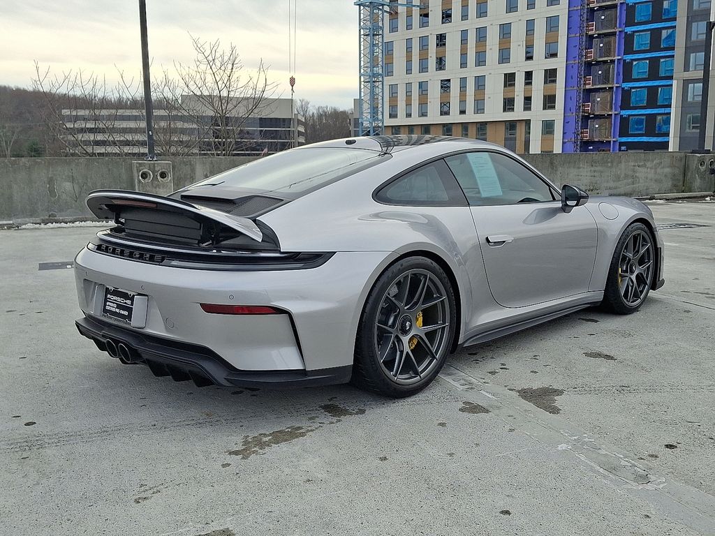 Thumbnail: 2026 Porsche 911 - 8