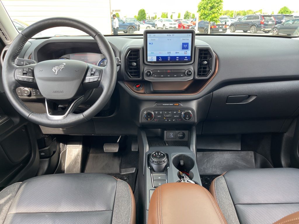 Thumbnail: 2022 Ford Bronco Sport - 17