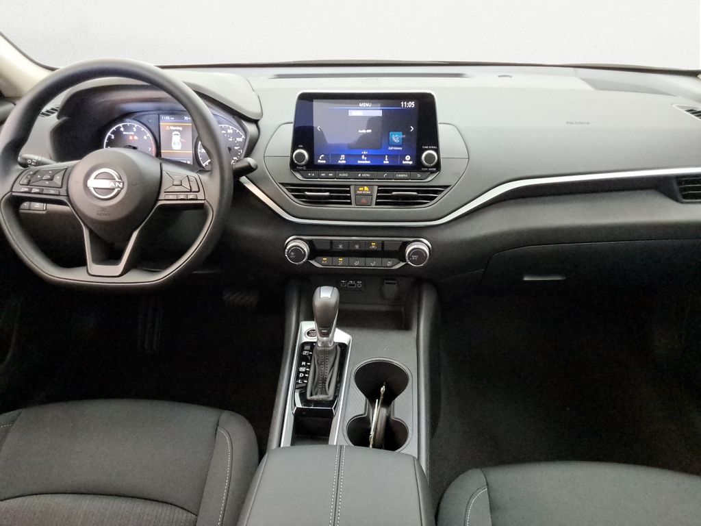 used 2025 Nissan Altima car