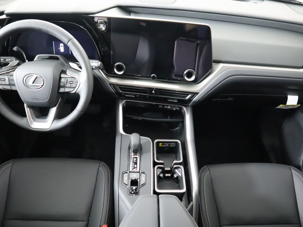 Thumbnail: 2025 Lexus TX - 14
