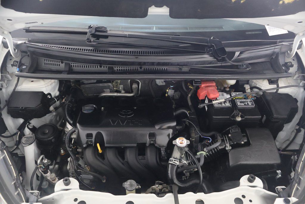 2018 Toyota Yaris L 15