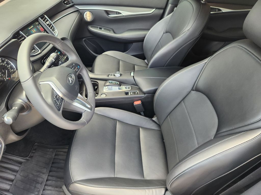 2023 INFINITI QX50 LUXE White at South Houston Nissan