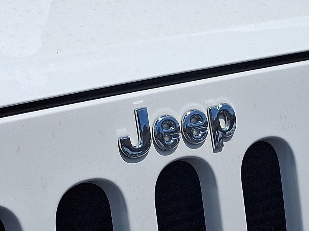 Thumbnail: 2017 Jeep Wrangler - 25