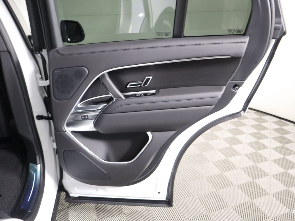 Thumbnail: 2026 Land Rover Range Rover - 29