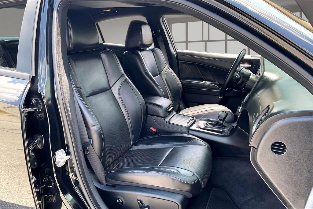 Used 2019 Dodge Charger Sedan
