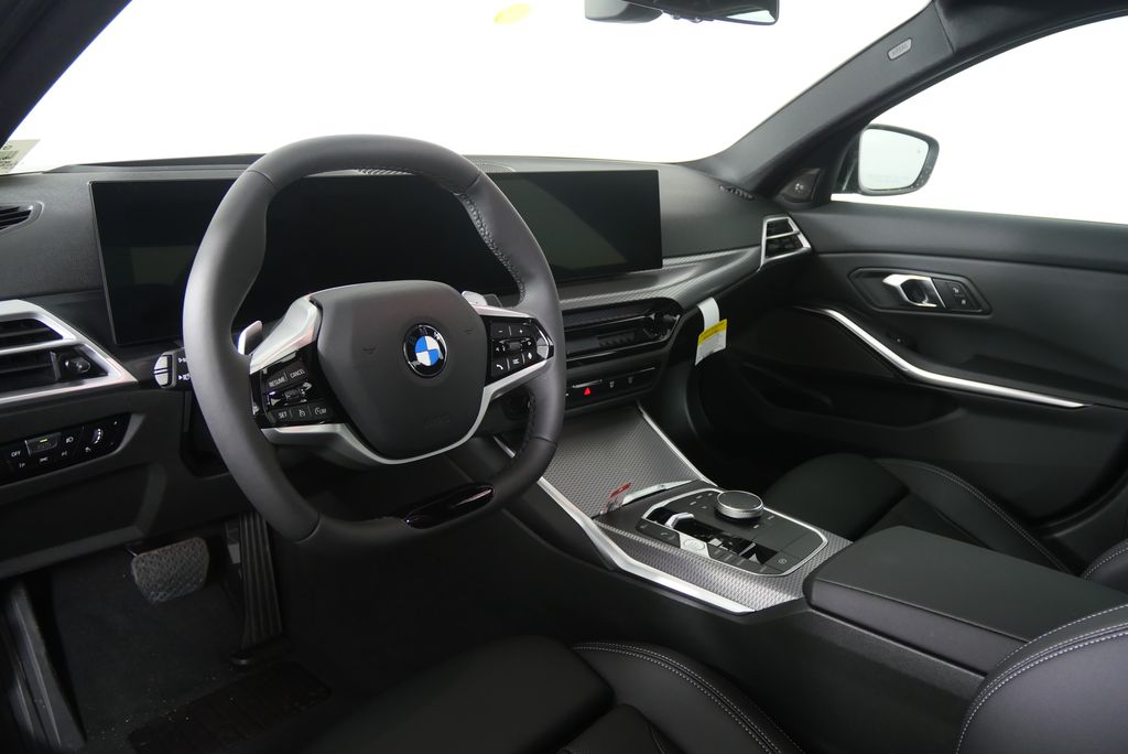 Thumbnail: 2026 BMW 3 Series - 12