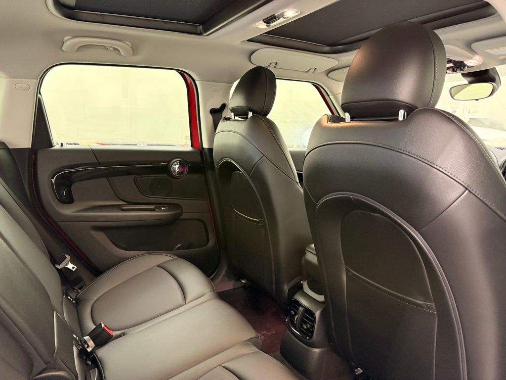 Thumbnail: 2022 MINI Cooper Countryman - 26