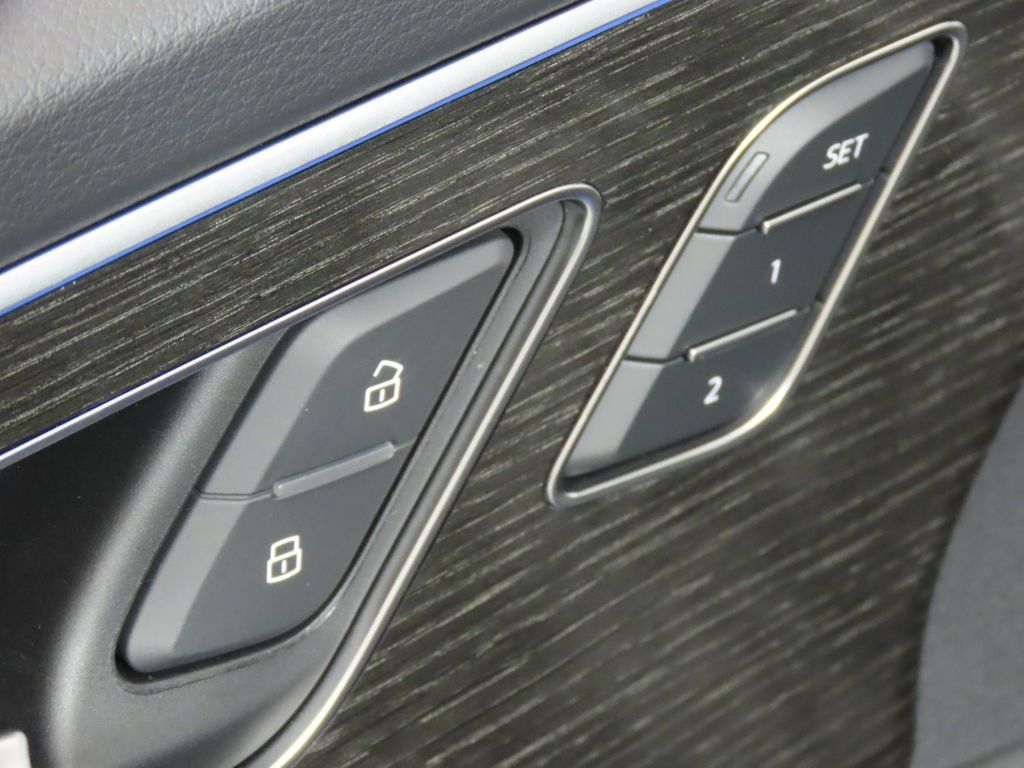 Thumbnail: 2026 Audi Q7 - 28