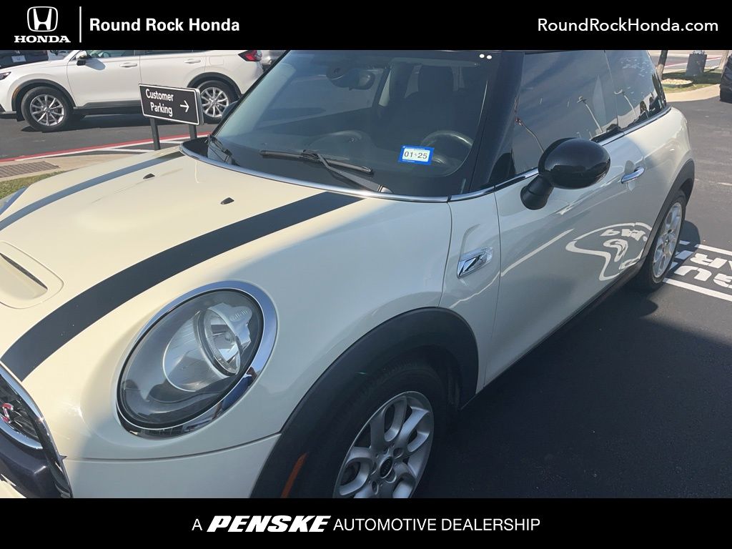 2015 MINI Cooper Base -
                Round Rock, TX