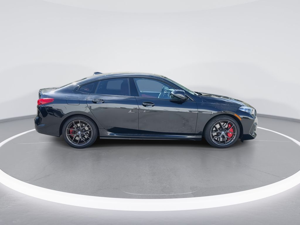 Thumbnail: 2024 BMW 2 Series - 9