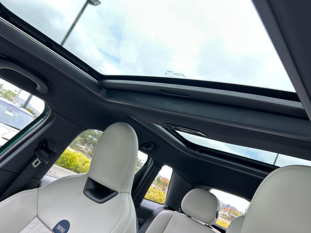 2025 MINI Cooper Hardtop S 16