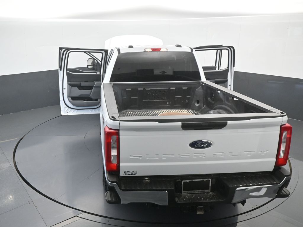 Used 2024 Oxford White Ford XLT image 73