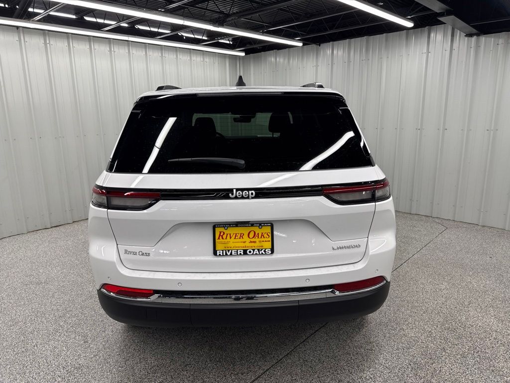 2026 Jeep Grand Cherokee Laredo - 4