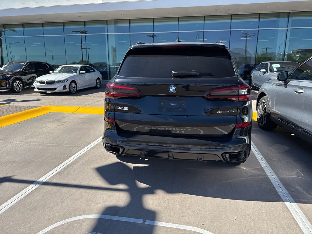 Thumbnail: 2023 BMW X5 - 8