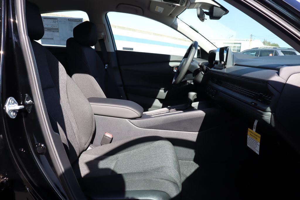 2025 Honda Accord LX 20