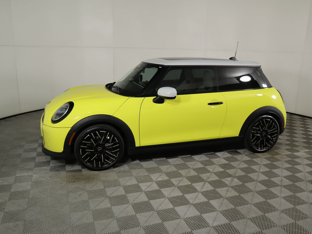 2025 MINI Cooper S 8