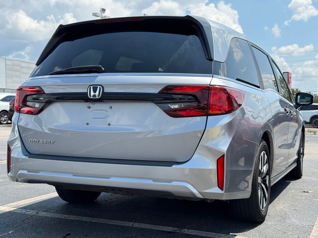 Used 2025 Honda Odyssey Van