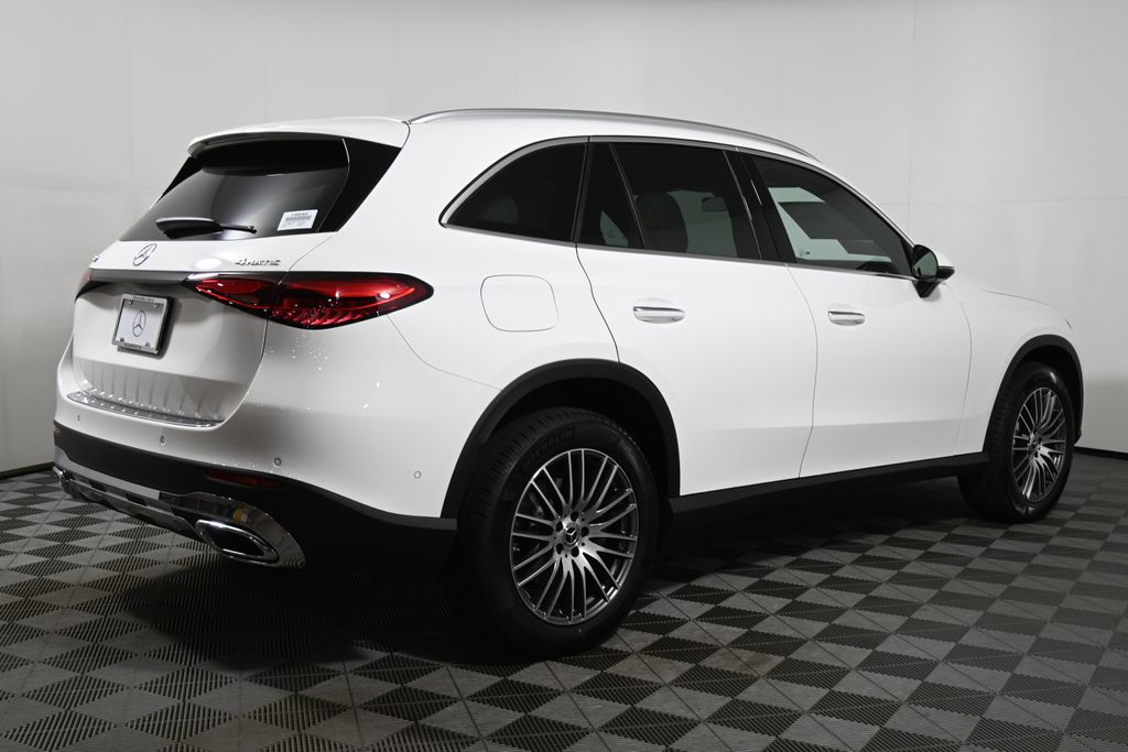 Thumbnail: 2026 Mercedes-Benz GLC - 7