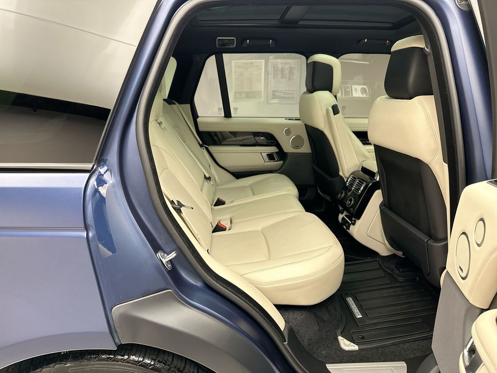 2020 Land Rover Range Rover HSE 7