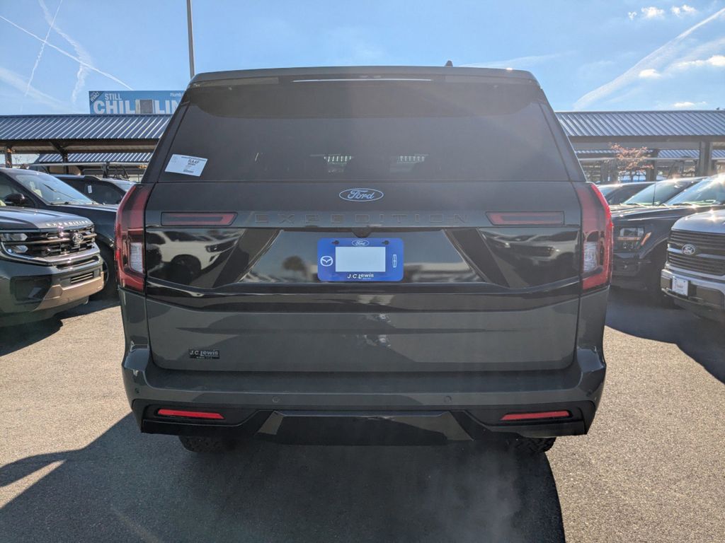 2025 Ford Expedition Tremor