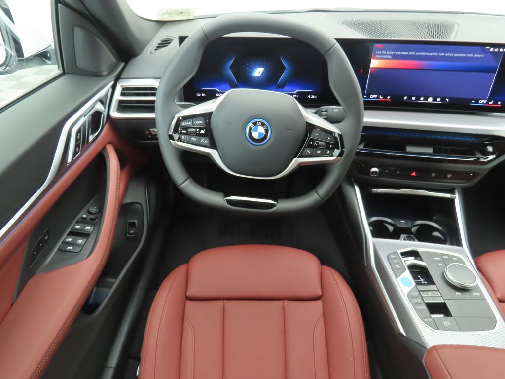 2025 BMW i4 eDrive40 10