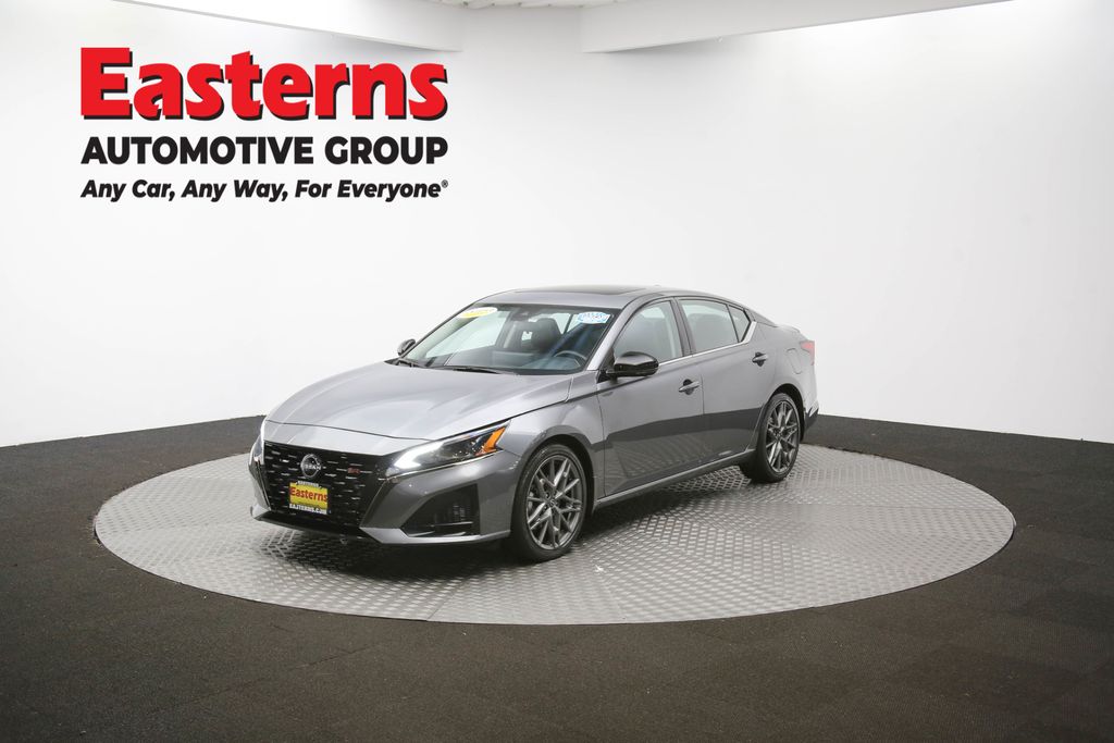 Used 2023 Gray Nissan 2.0 SR image 55