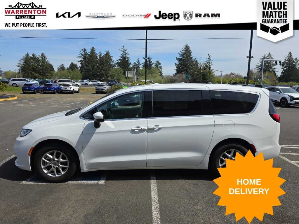 2023 Chrysler Pacifica Touring L