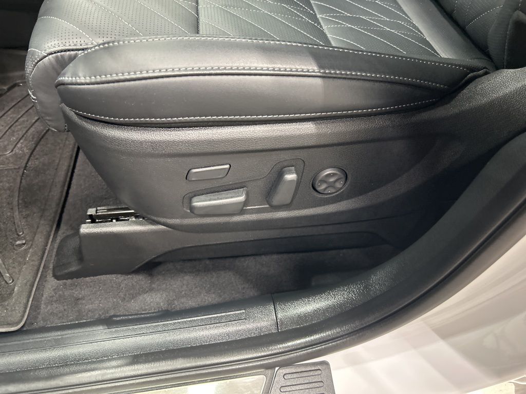 used 2025 Kia Telluride car, priced at $50,262