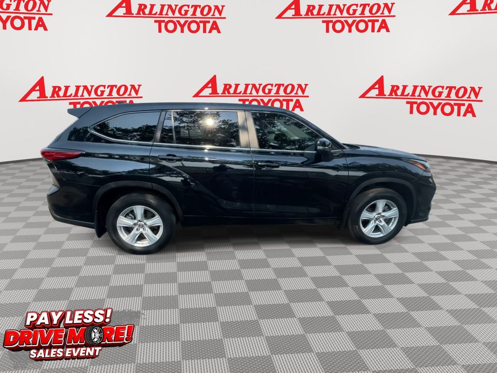 Used 2023 Toyota Highlander SUV