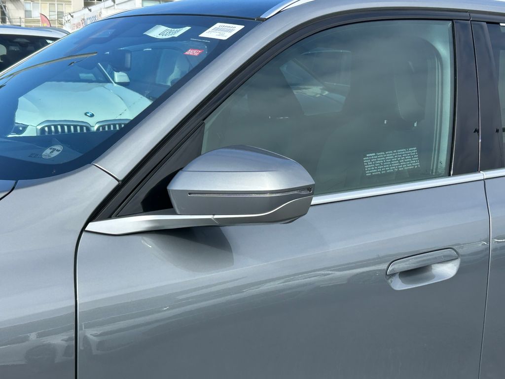 Thumbnail: 2026 BMW X3 - 10