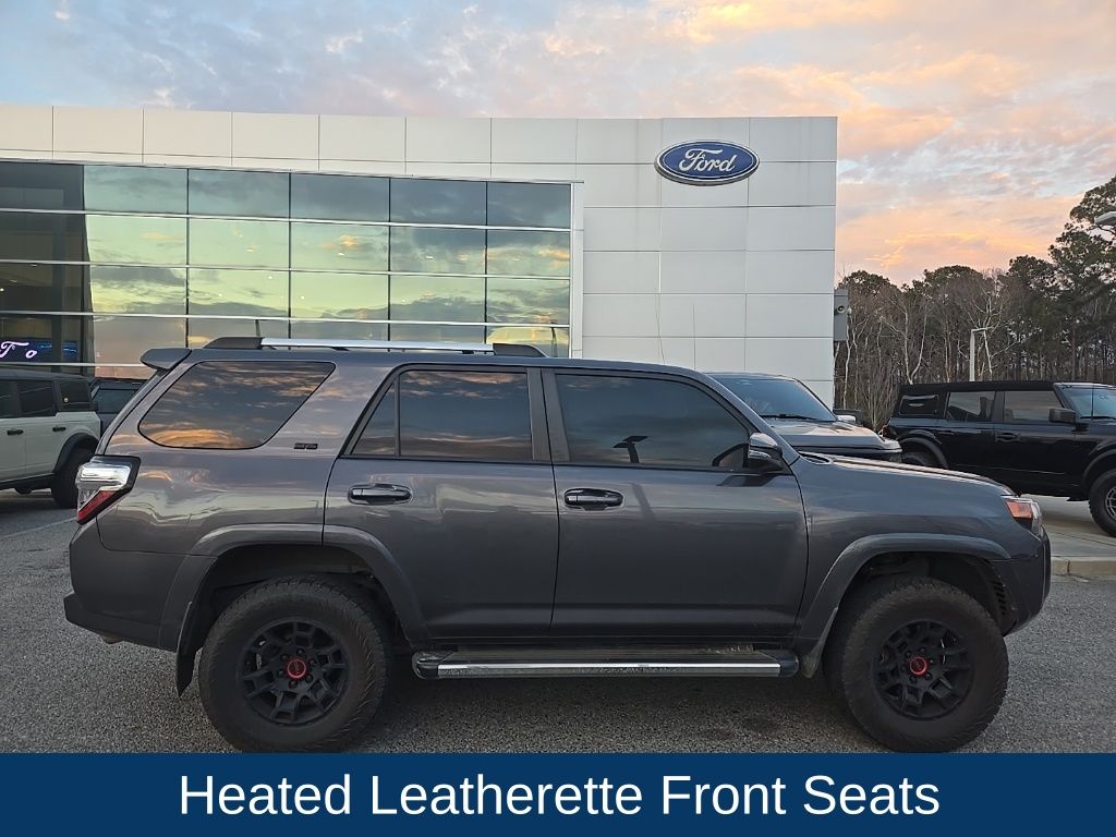 2022 Toyota 4Runner SR5 Premium