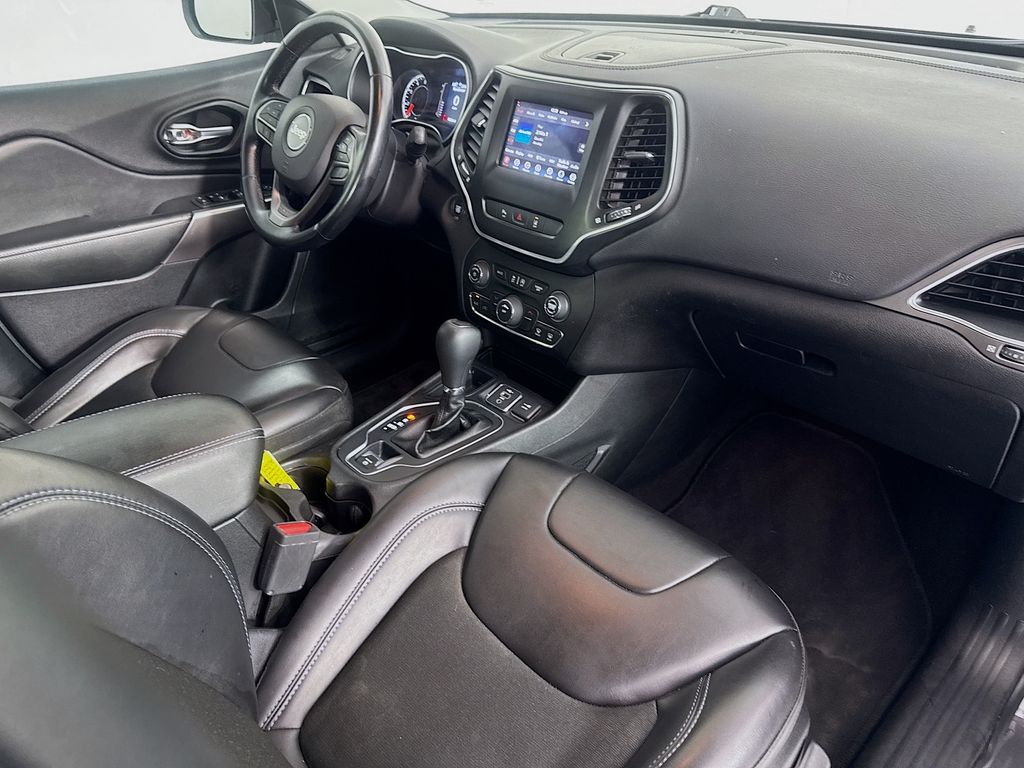 Used Car 2021 Jeep Cherokee  Latitude Plus For Sale Under $20,000 In Austin, Texas