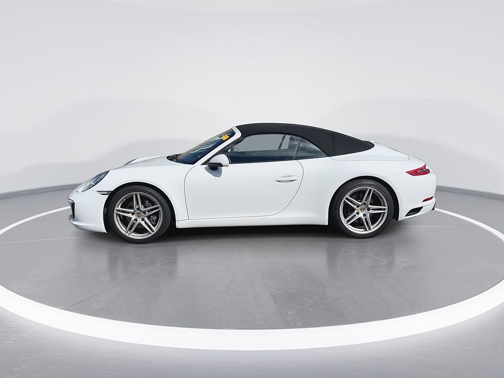 Thumbnail: 2017 Porsche 911 - 5