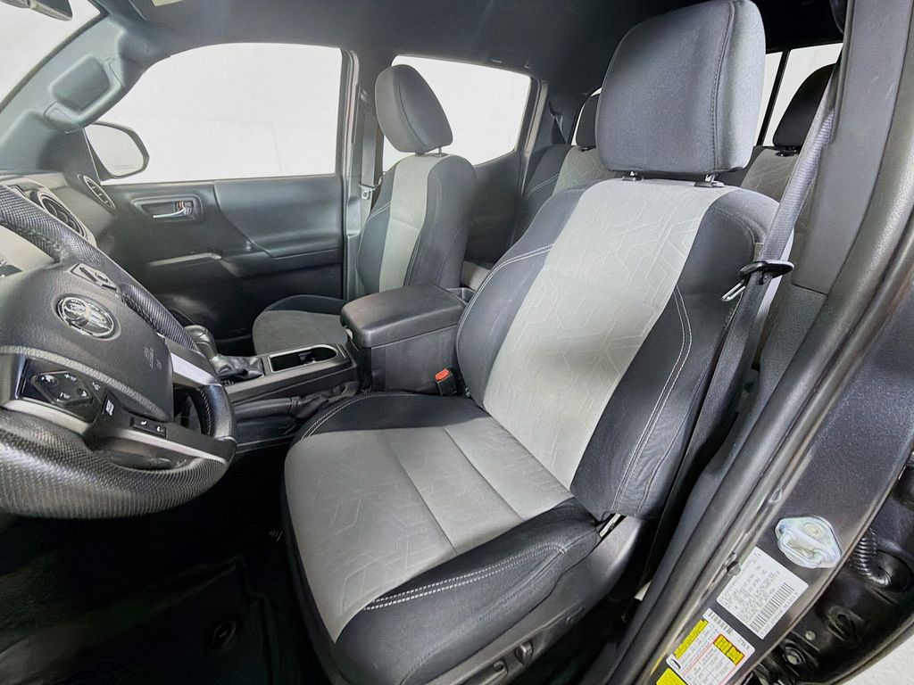 Used 2021 Toyota Tacoma Truck