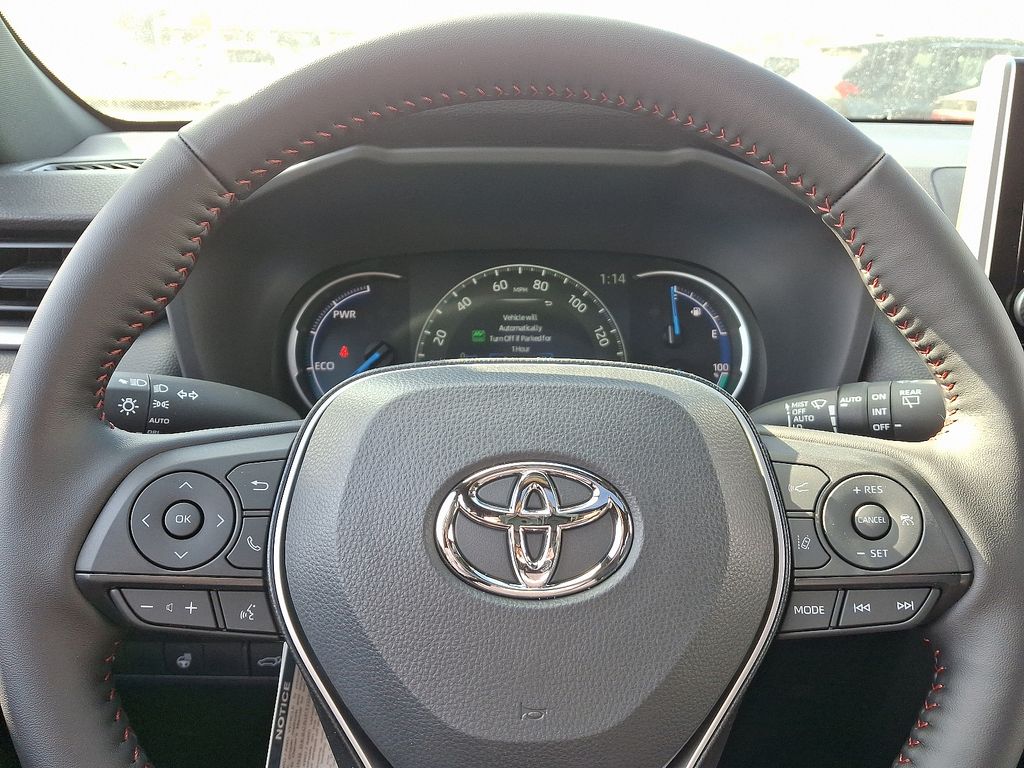 2025 Toyota RAV4 SE 11