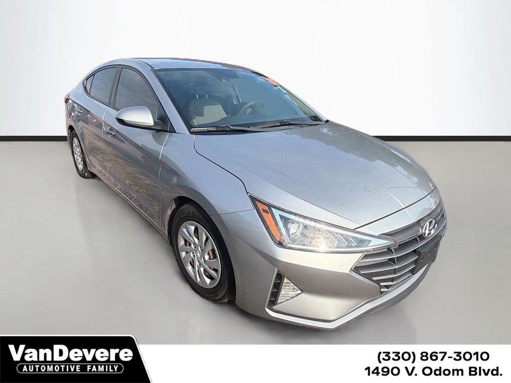 Stellar Silver 2020 Hyundai Elantra Sedan Front-Wheel Drive Continuously Variable Transmission