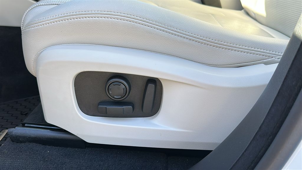 used 2025 Jaguar F-PACE car, priced at $44,987