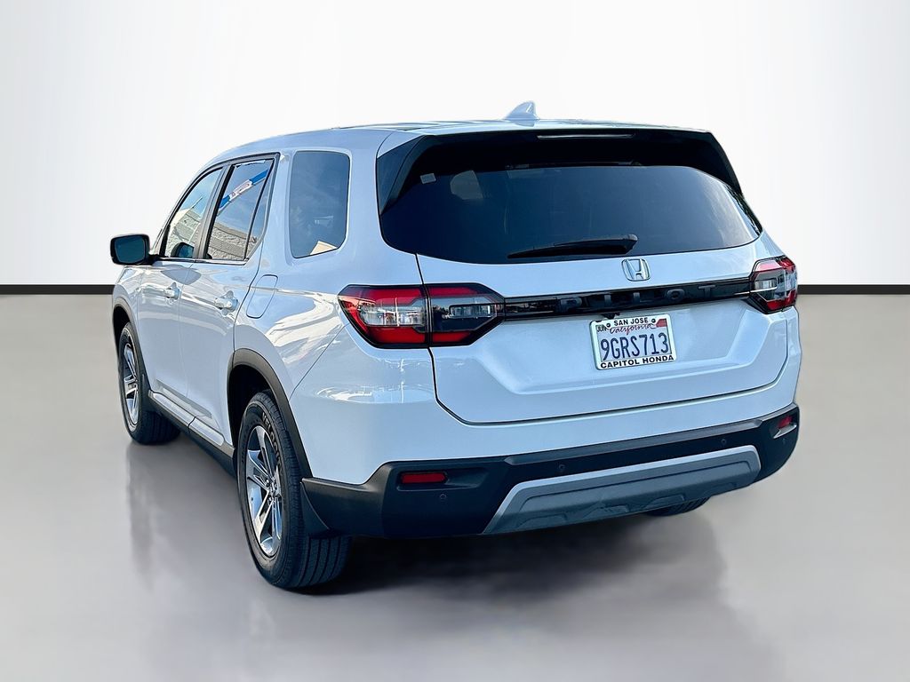 Thumbnail: 2023 Honda Pilot - 7
