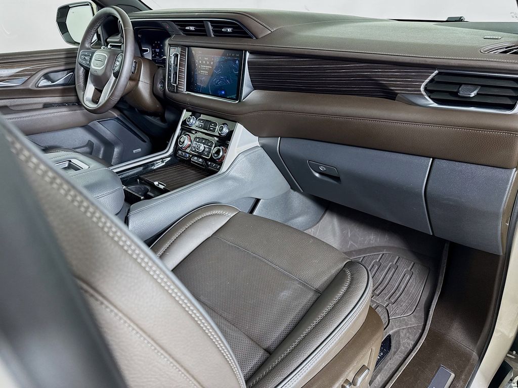 Thumbnail: 2024 GMC Yukon - 30