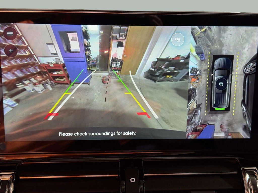 Certified Used 2023 Infinite Black Metallic Clearcoat Lincoln Reserve image 15