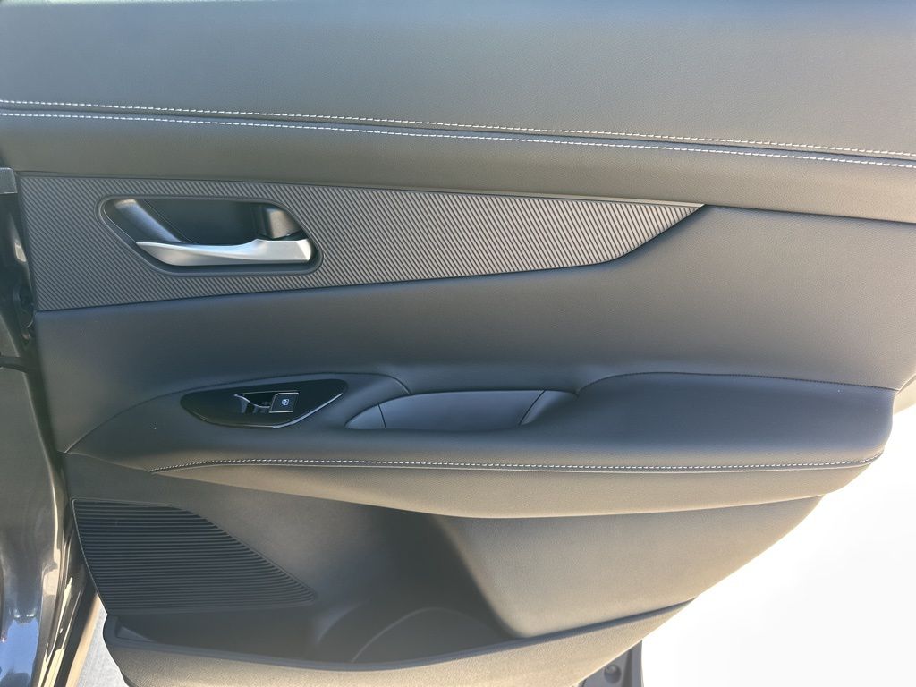 2025 Gun Metallic Nissan Murano SL AWD SUV