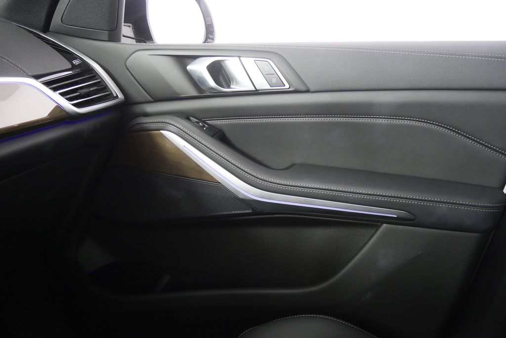 Thumbnail: 2023 BMW X5 - 30