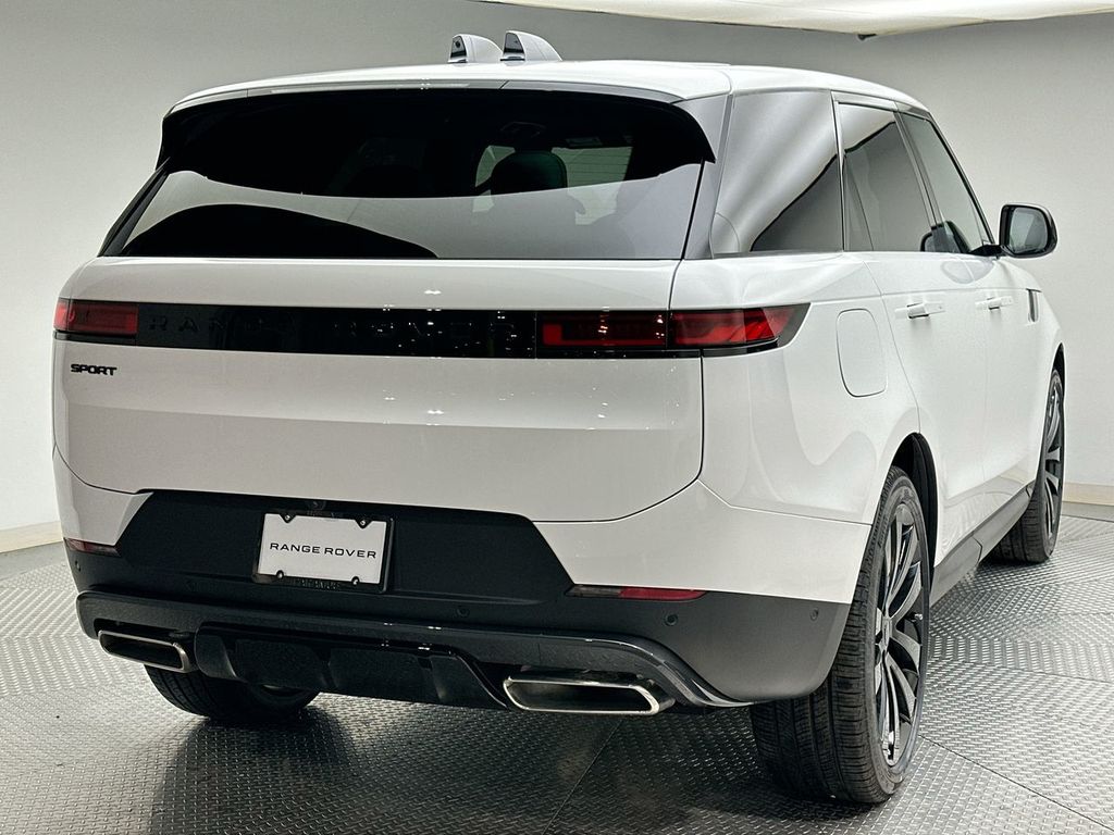 Thumbnail: 2026 Land Rover Range Rover Sport - 3