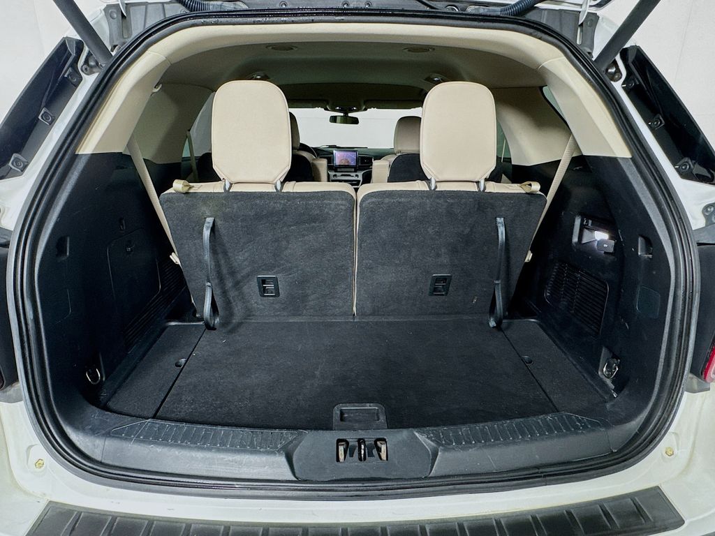 Used Car 2020 Ford Explorer  Xlt For Sale Under $20,000 In Austin, Texas