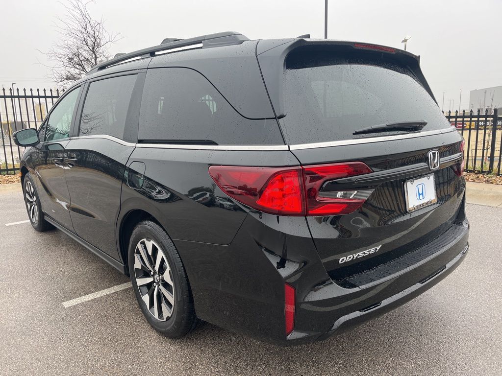 Thumbnail: 2026 Honda Odyssey - 4