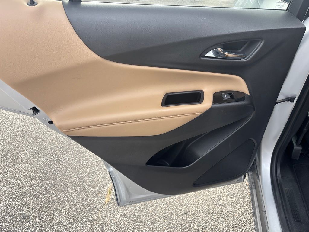 Used 2022 Chevrolet Equinox SUV