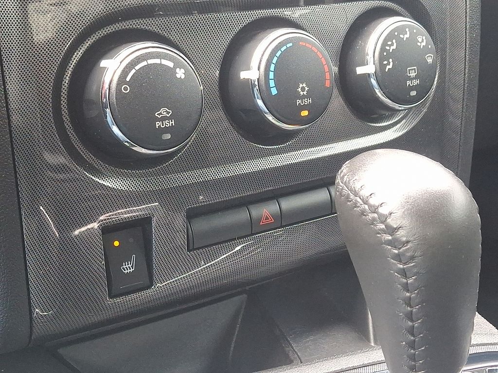 Thumbnail: 2009 Dodge Challenger - 15