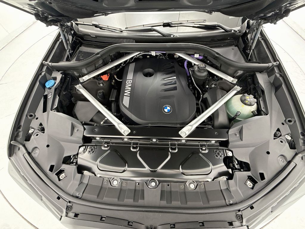 Thumbnail: 2027 BMW X7 - 29